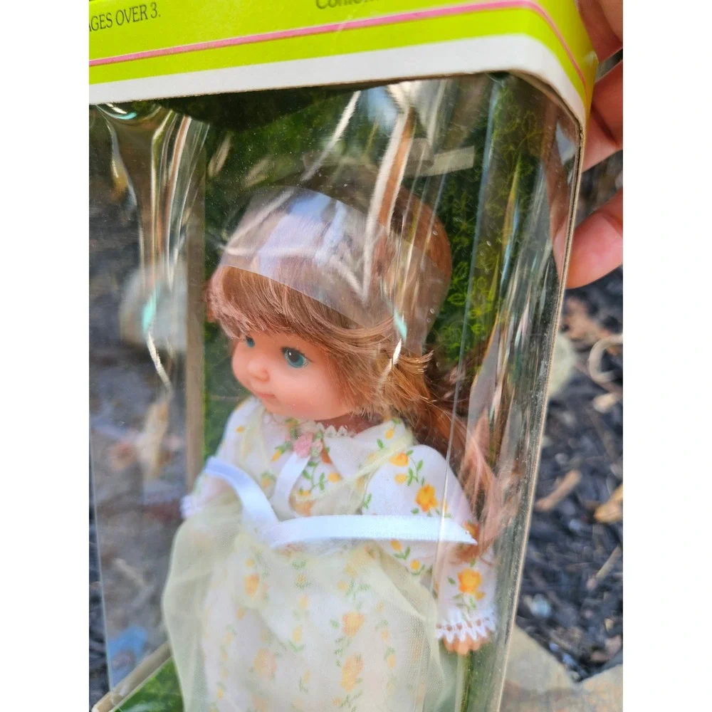 Vintage 1976 Mattel Rosebud Dolls, Silvie & Marissa, No. 2213, 2215 New in Box